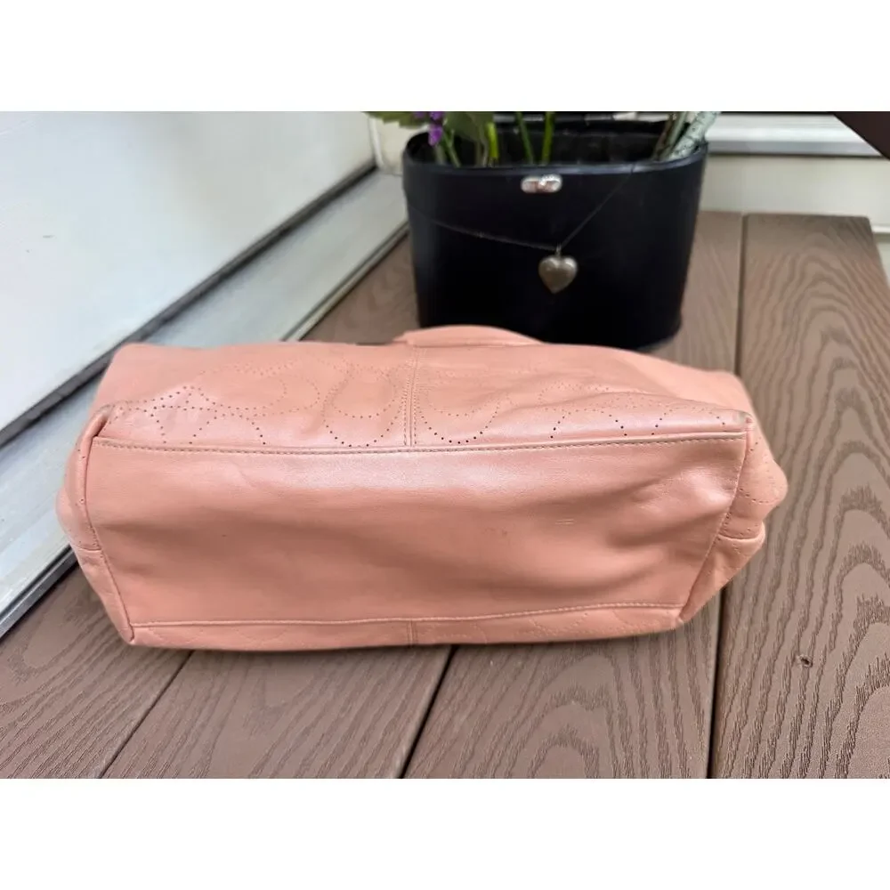 Coach nude pink